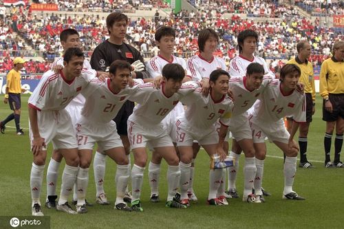 02年世界杯中国队的相关图片